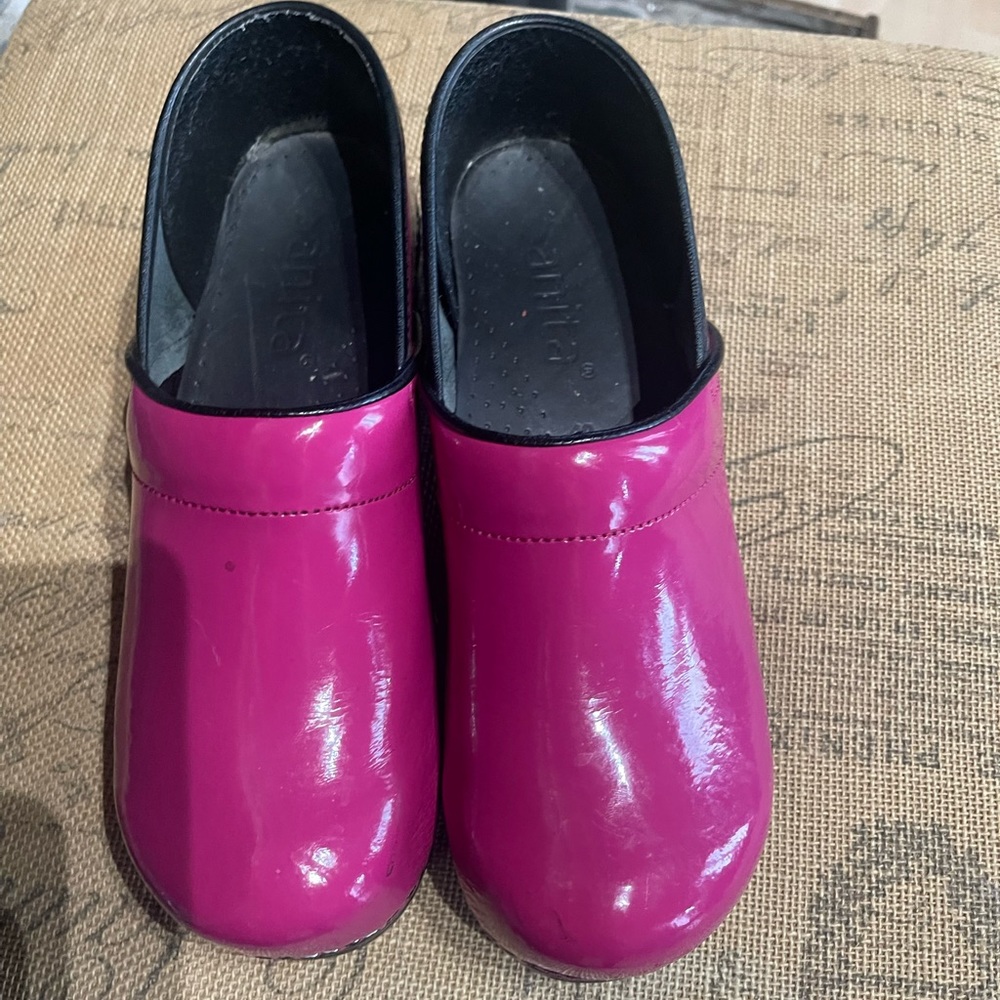 Sanita pink clogs size 40